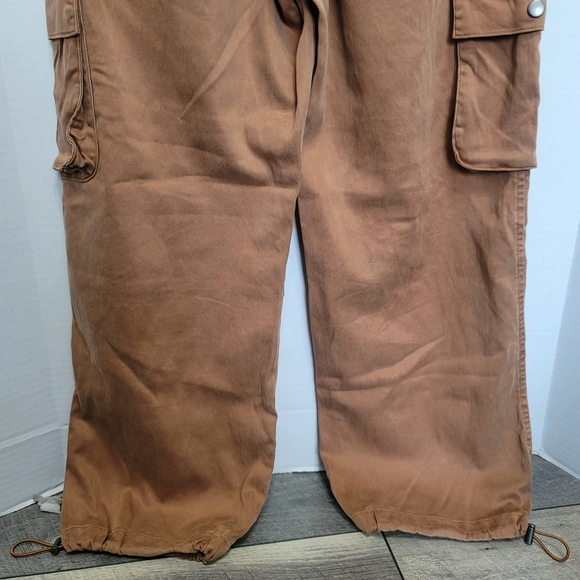 C&C California Womens Brown Cargo Pants Med Jogger Elastic Waist 90s Y2k Style - Picture 8 of 9